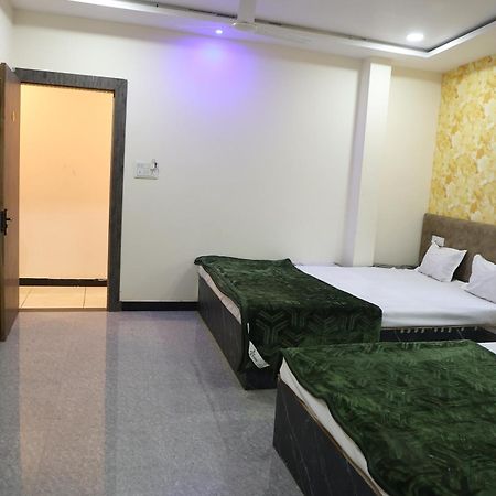 Hotel Somnath Inn อุจเจน ห้อง รูปภาพ