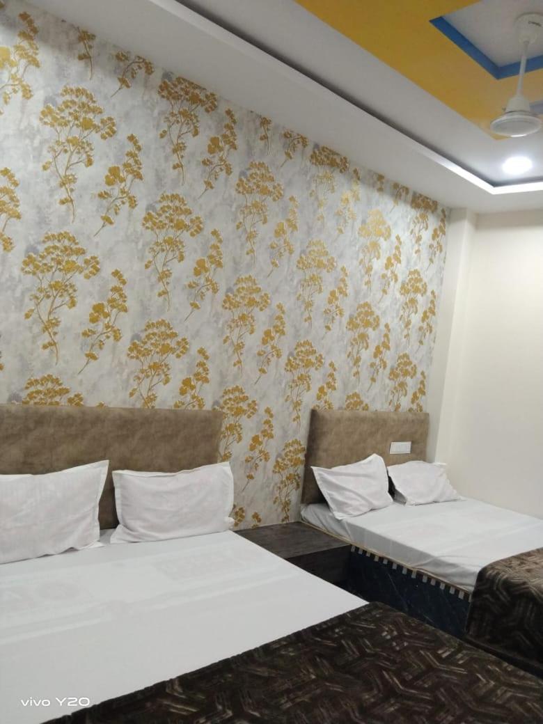 Hotel Somnath Inn อุจเจน ภายนอก รูปภาพ